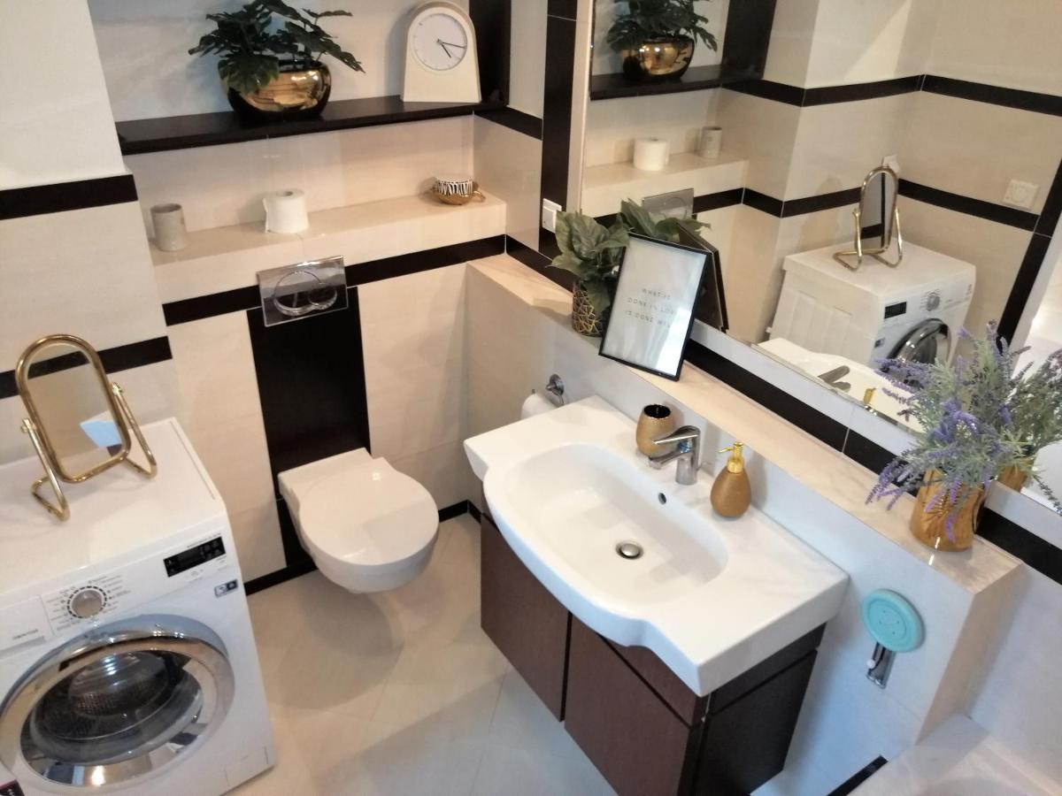 Orange Water Apartment Γκντανσκ Εξωτερικό φωτογραφία