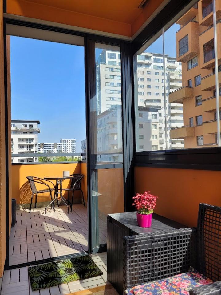 Orange Water Apartment Γκντανσκ Εξωτερικό φωτογραφία
